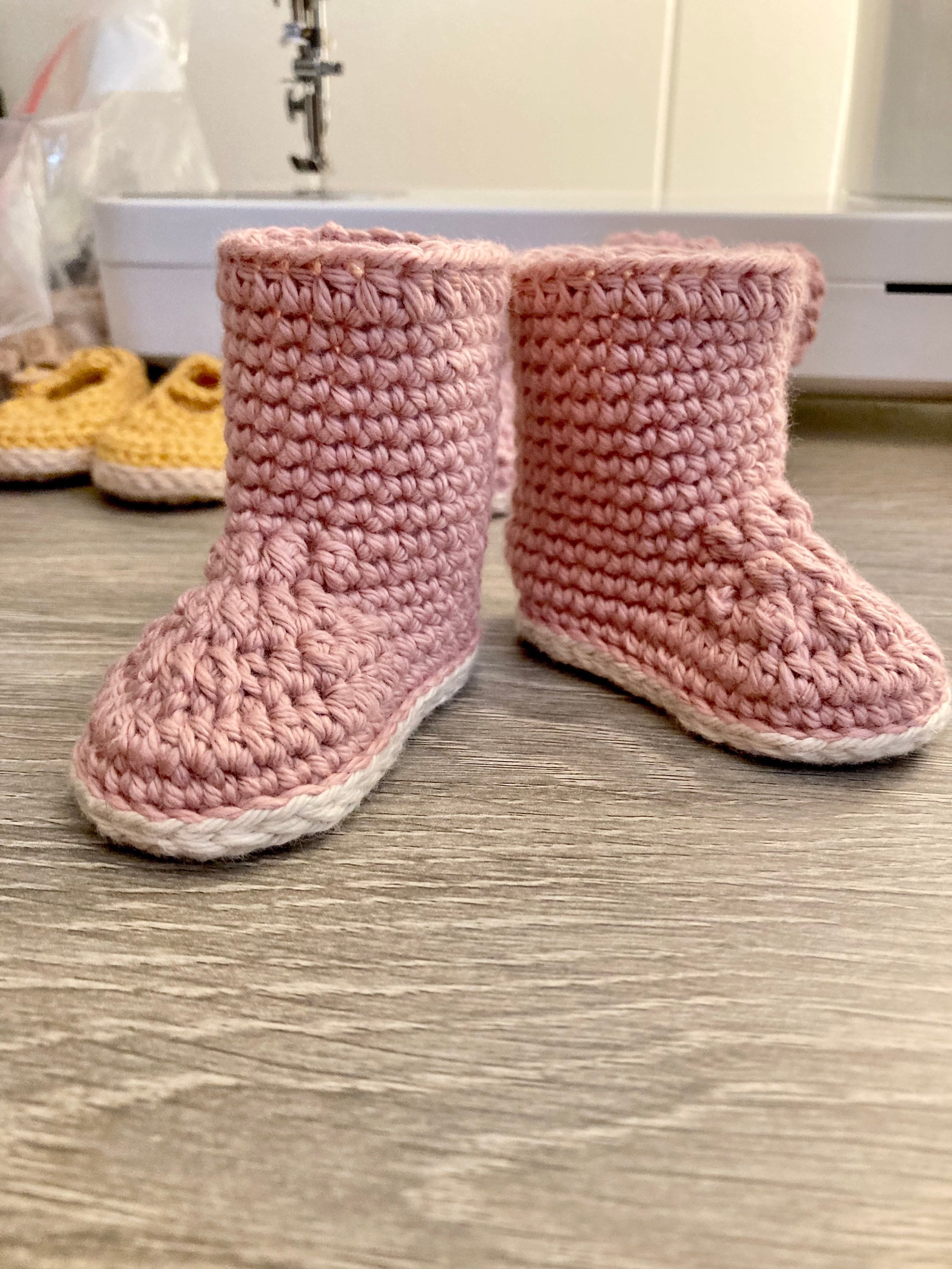 Crocheted Baby Booties: Warm Winter Baby Shoes