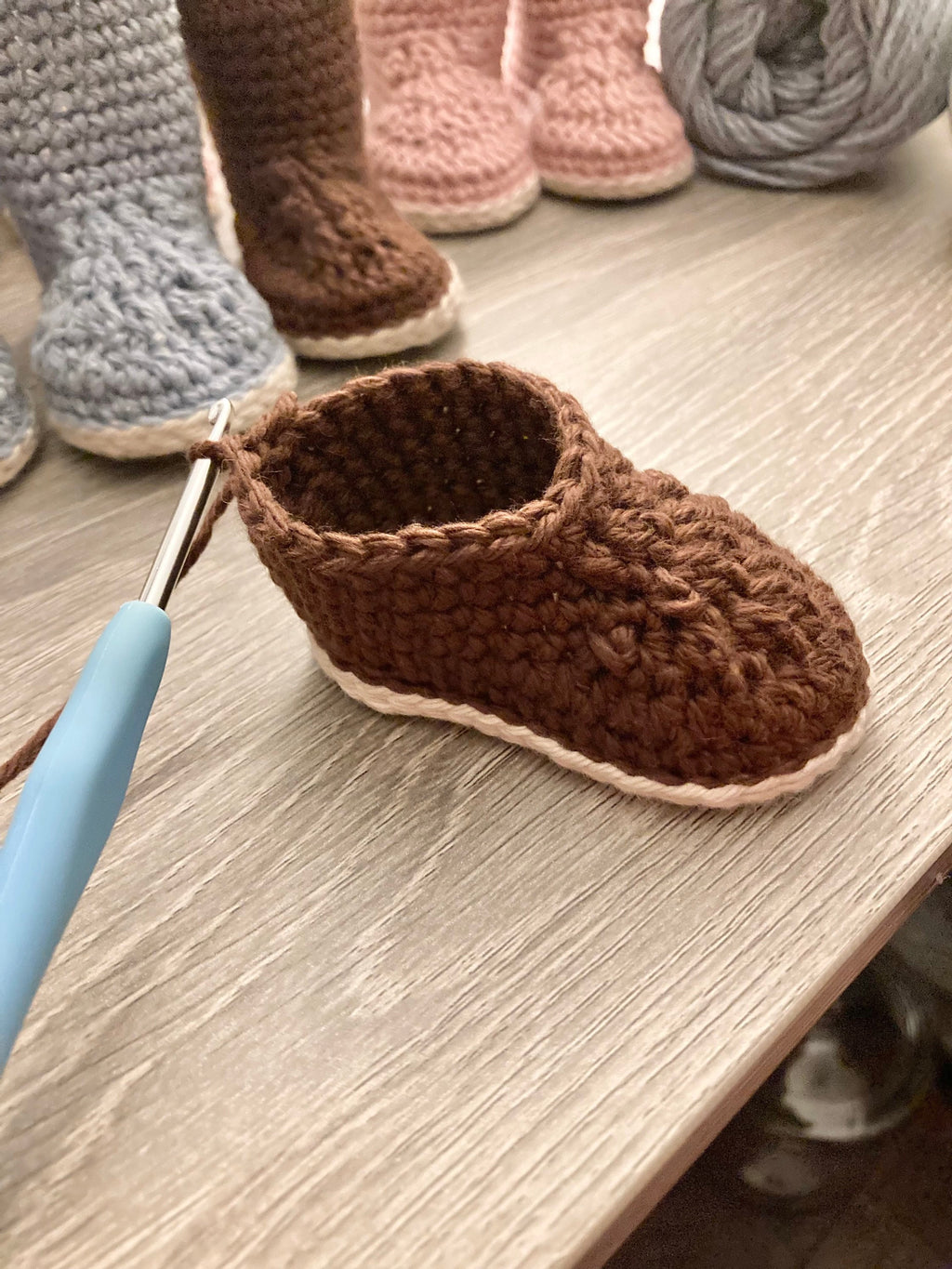 Crocheted Baby Booties: Warm Winter Baby Shoes