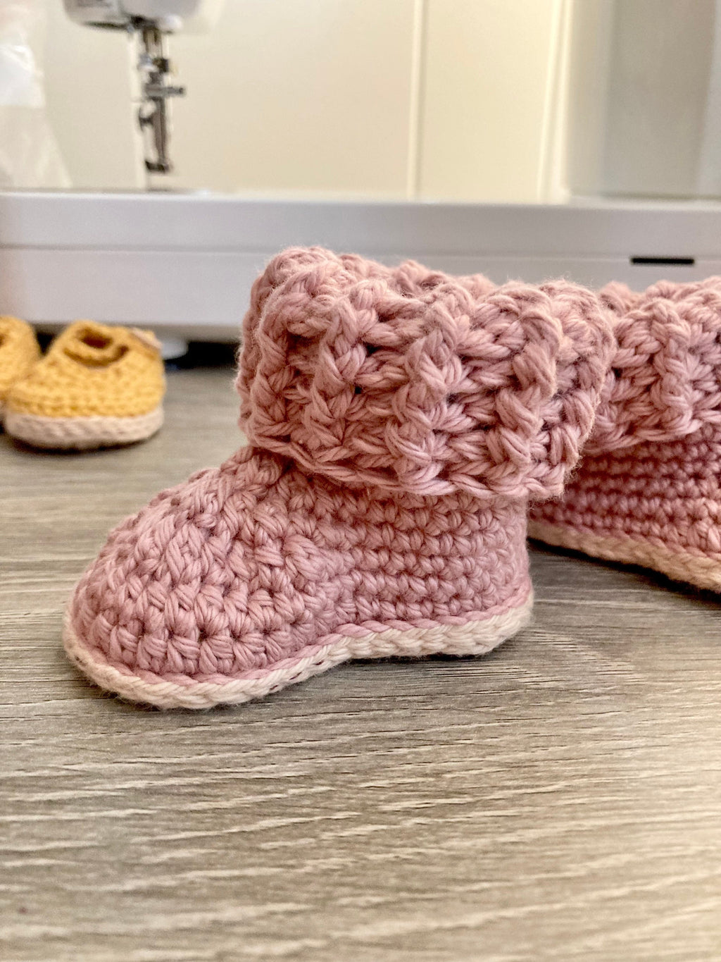 Crocheted Baby Booties: Warm Winter Baby Shoes