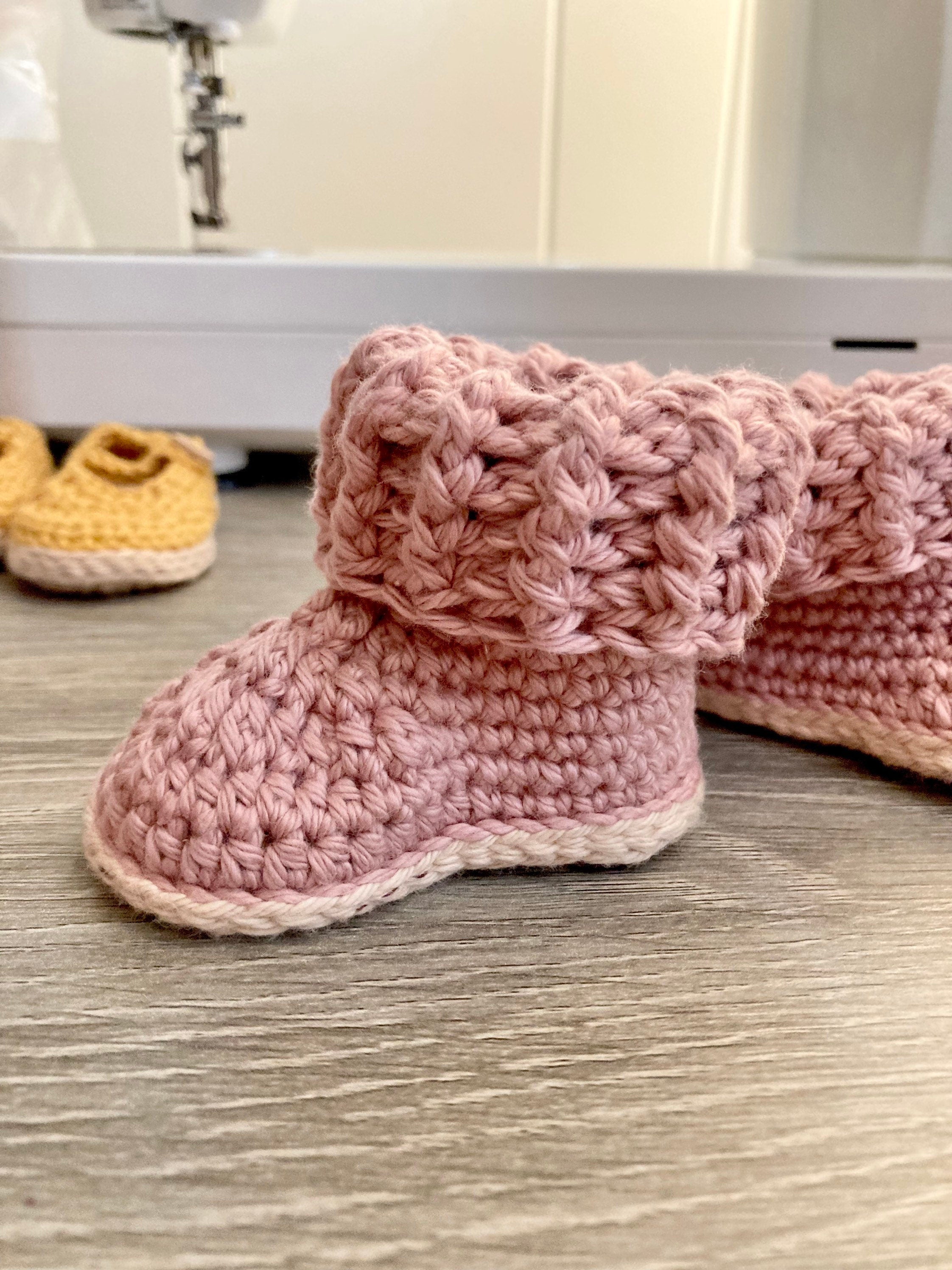 Crocheted Baby Booties: Warm Winter Baby Shoes