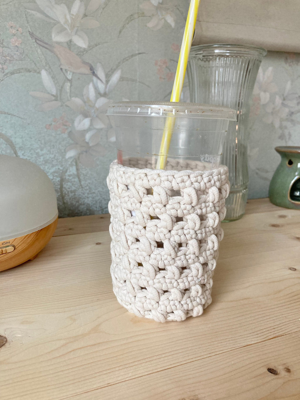 Crochet Iced Coffee Cozy: Reusable Linen Cup Sleeve